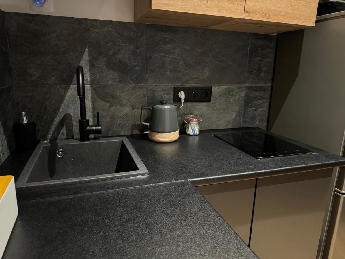 קטוביץ Chicago Apartment מראה חיצוני תמונה